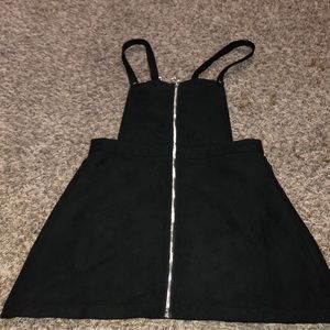 Black Zip Up Dress!